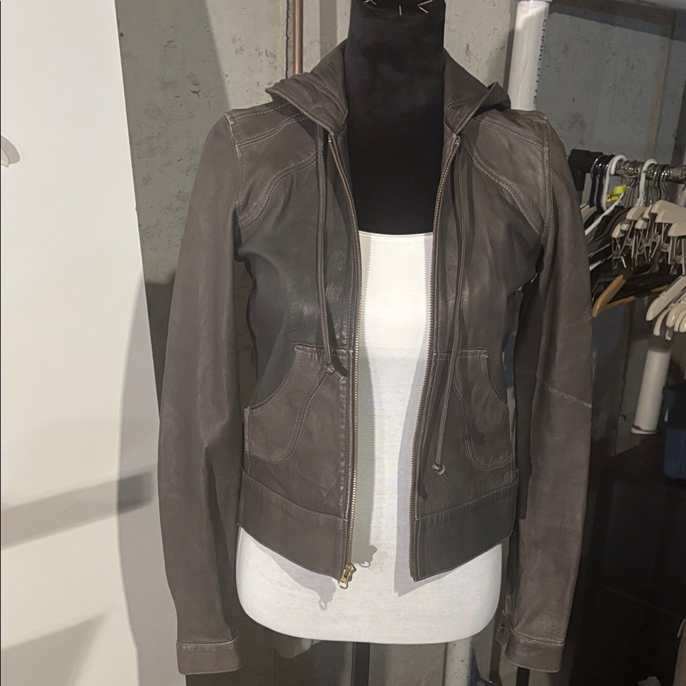 Mike & Chris Brown Leather Jacket with Hood - Picture 9 of 12
